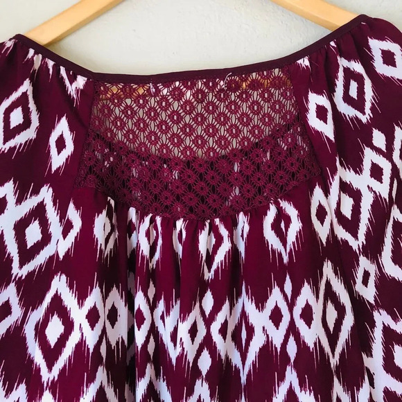 Jolt Top Womens Medium Sheer Peasant 3/4 Sleeve Burgundy White Tribal Maximalist - Picture 5 of 5